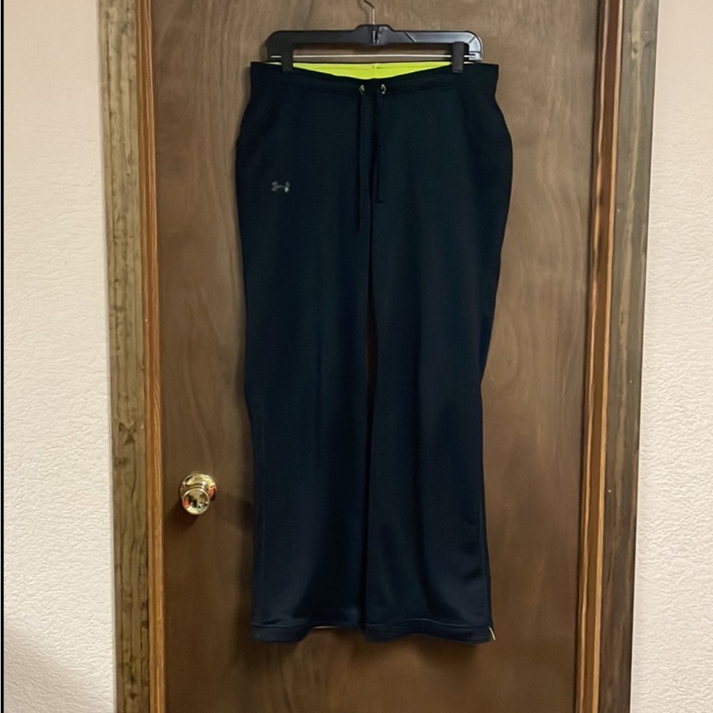Under Armour Sweatpants Medium